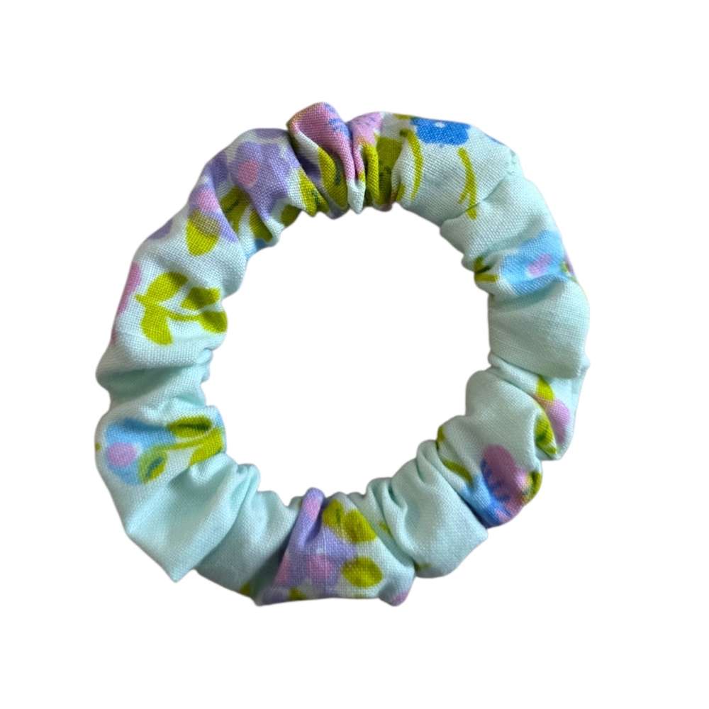 2/$5 Scrunchies (Add To Your Bundle) Aqua Blue‎ Floral Mini Hair Tie Scrunchie